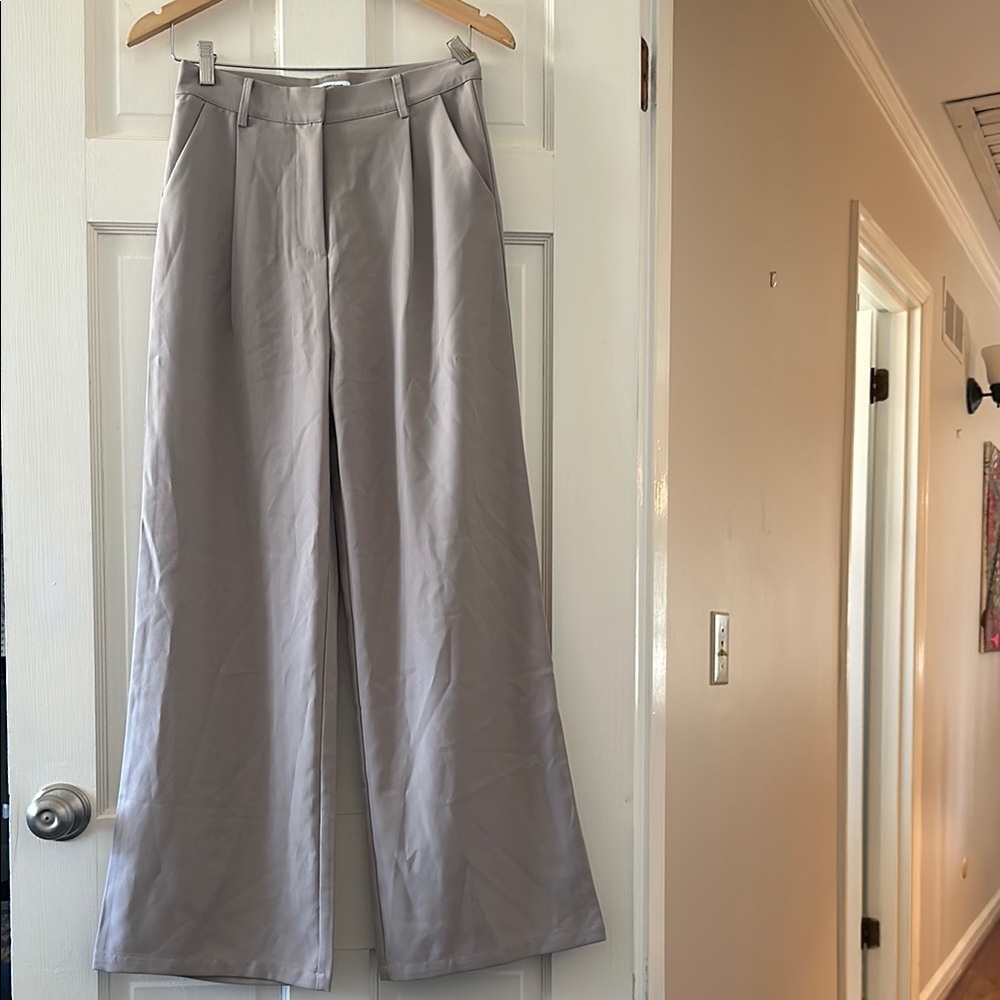 Rumored Gray Wide-Leg Trousers